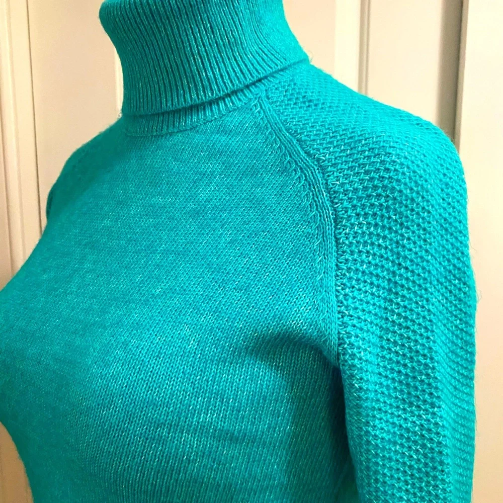 Loft Mint Green Turtleneck Sweater 🍀 - Picture 6 of 14